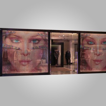 Folie One Way Vision perforată